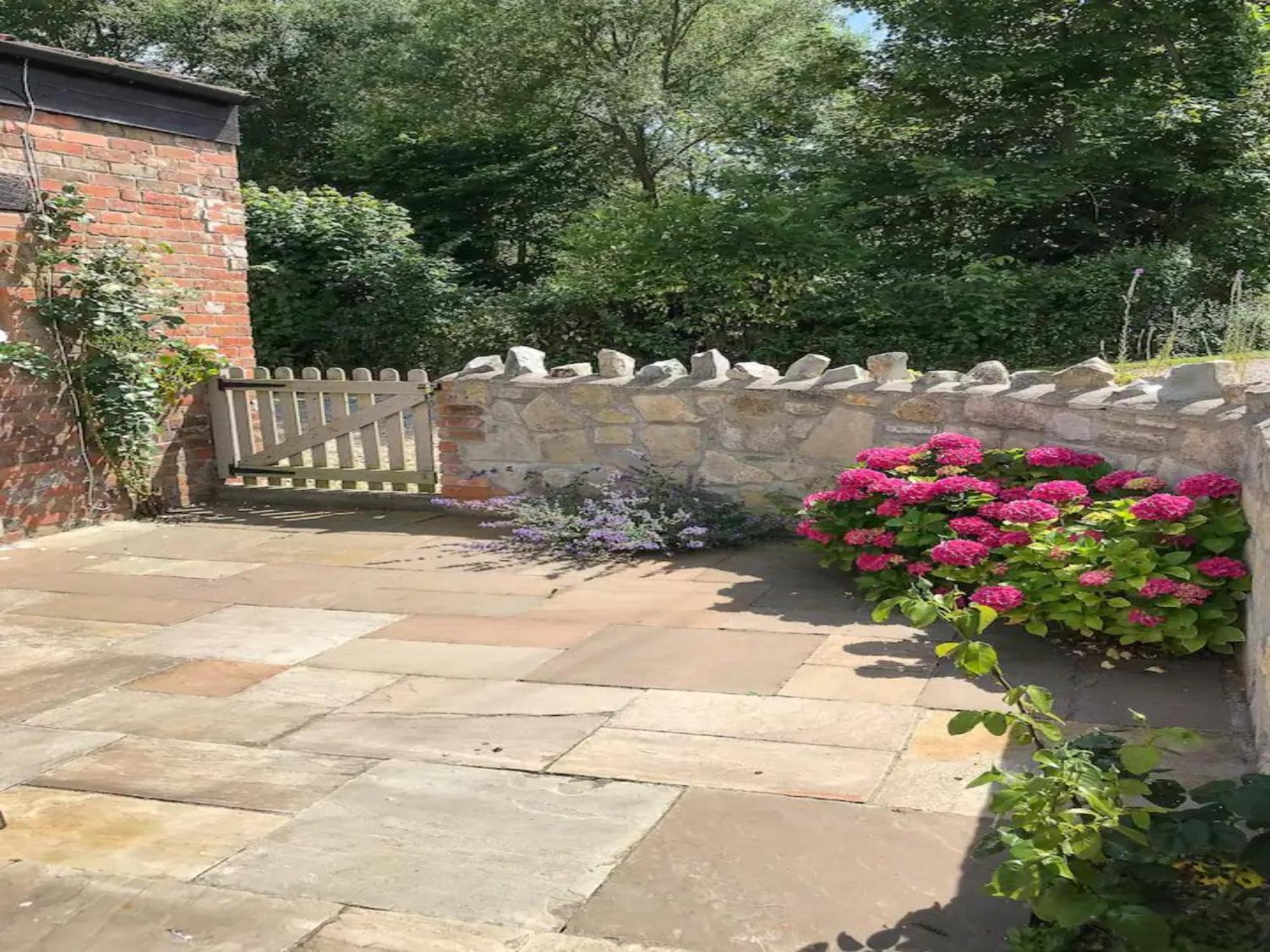 Pass The Keys Wilf'S Barn, Wedmore A Romantic Cottage For Two Экстерьер фото